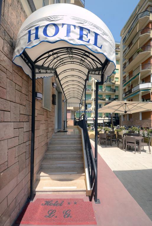 Hotel Lido Mazzini โลอาโน ภายนอก รูปภาพ